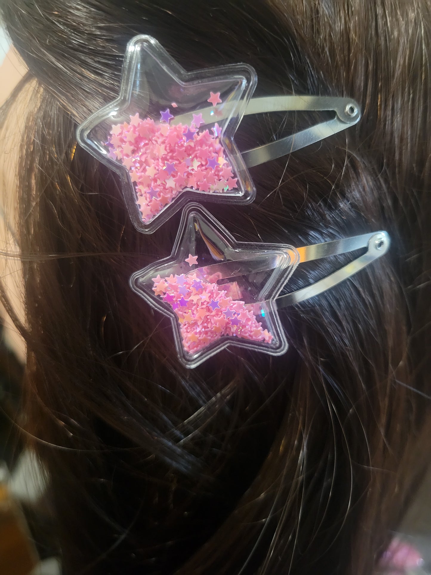 Confetti filled hair clips